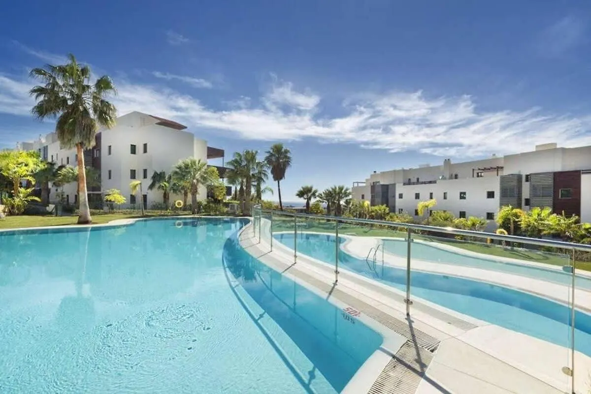 Luxury Holiday Resort Pools Tennis Wifi Marbella Estepona Apartment